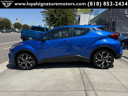 Used 2018 Toyota C-HR XLE FWD image 4