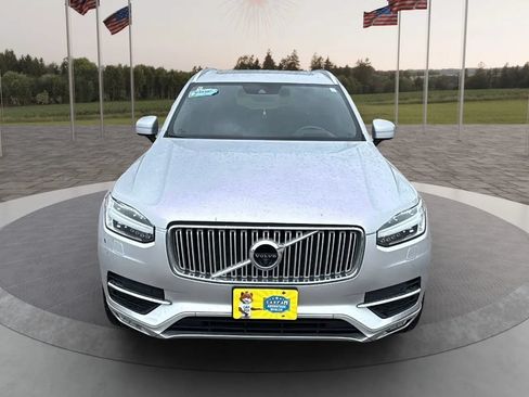 Used 2017 Volvo XC90 T6 Inscription w/ Vision Package AWD/4WD image 2