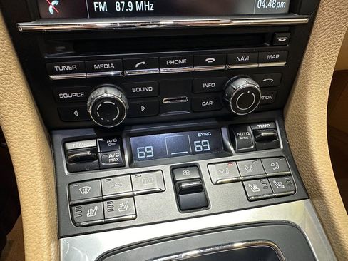 Used 2014 Porsche Cayman S image 28