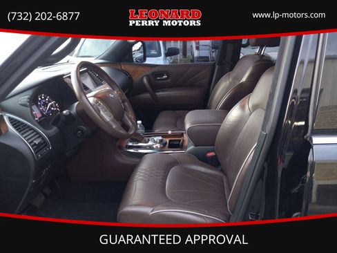 Used 2016 INFINITI QX80 Limited w/ All Season Package image 5