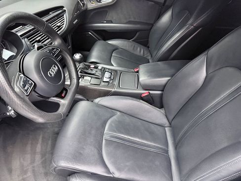 Used 2017 Audi RS 7 Prestige w/ Carbon-Optic Package image 10