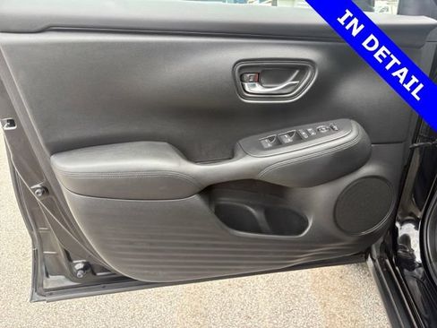 Certified 2023 Honda HR-V LX image 18