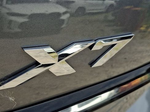 Used 2024 BMW X7 xDrive40i AWD/4WD image 31