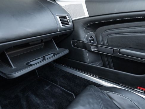 Used 2010 Aston Martin DBS Volante image 47