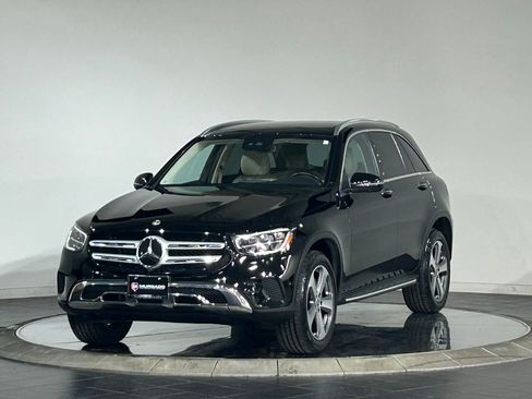 Used 2022 Mercedes-Benz GLC 300 4MATIC image 5