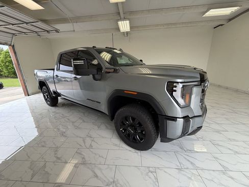New 2026 GMC Sierra 2500 AT4 w/ Technology Package AWD/4WD image 2