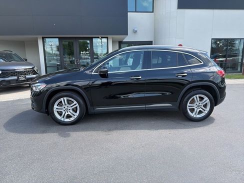 Used 2021 Mercedes-Benz GLA 250 4MATIC image 2