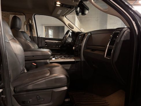 Used 2015 RAM 1500 Sport w/ Convenience Group image 21