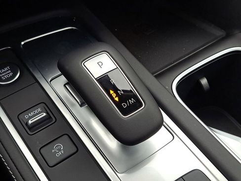 Used 2025 INFINITI QX60 Luxe w/ Vision Package image 18