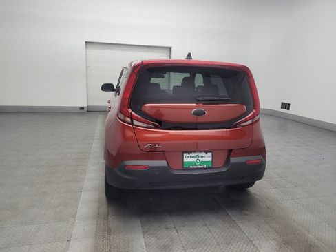 Used 2020 Kia Soul LX image 6