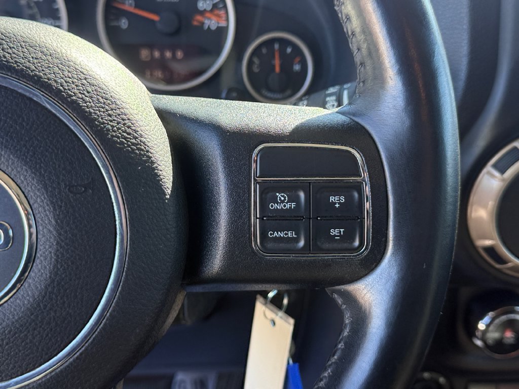Used 2016 Jeep Wrangler Unlimited Sahara AWD/4WD image 20