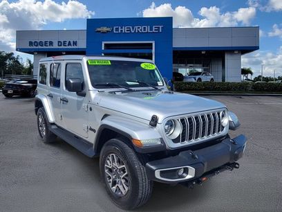 Used 2025 Jeep Wrangler Unlimited Sahara w/ Safety Group