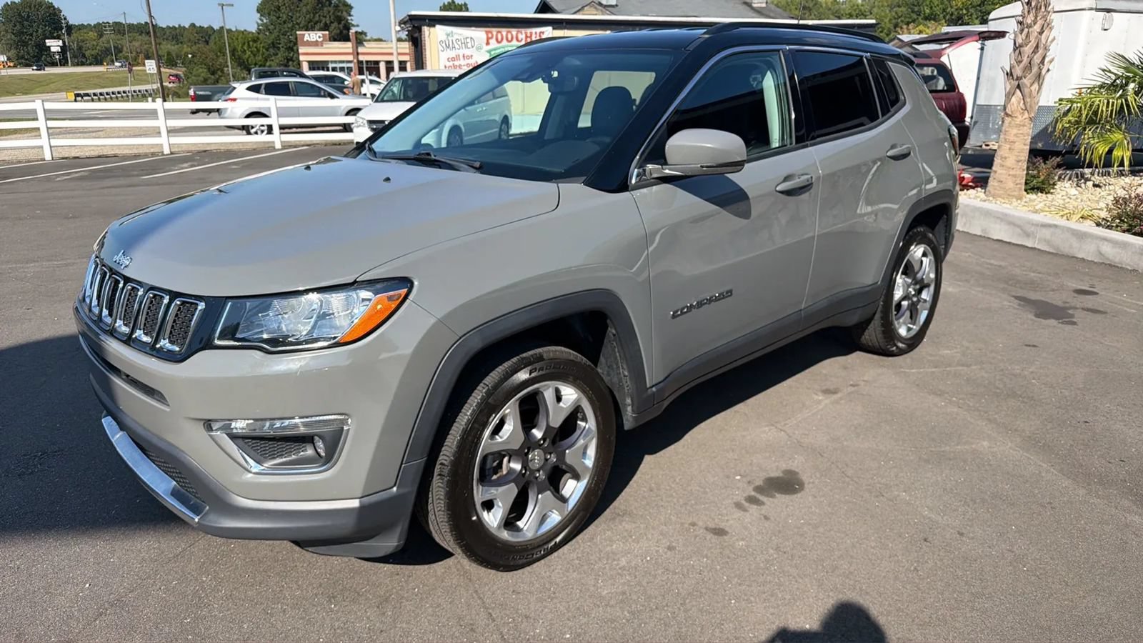 Used 2021 Jeep Compass Limited AWD/4WD image 3
