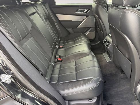 Used 2022 Land Rover Range Rover Velar R-Dynamic S image 29
