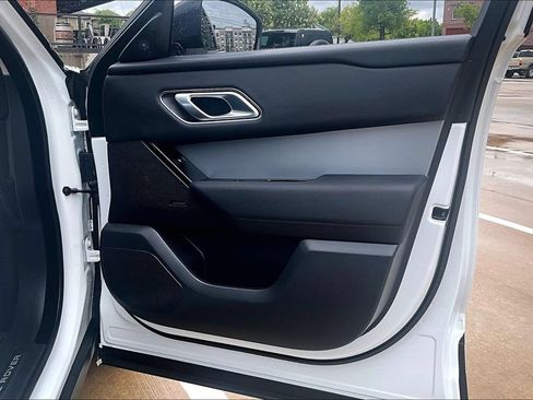 Used 2024 Land Rover Range Rover Velar S AWD/4WD image 25