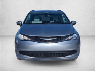 Used 2021 Chrysler Voyager Lxi video 2