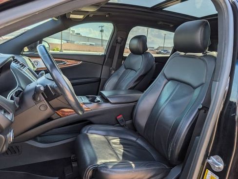 Used 2016 Lincoln MKX Reserve w/ Luxury Package FWD image 21