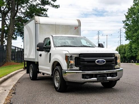 Used 2019 Ford F250 XL w/ XL Value Package RWD image 3