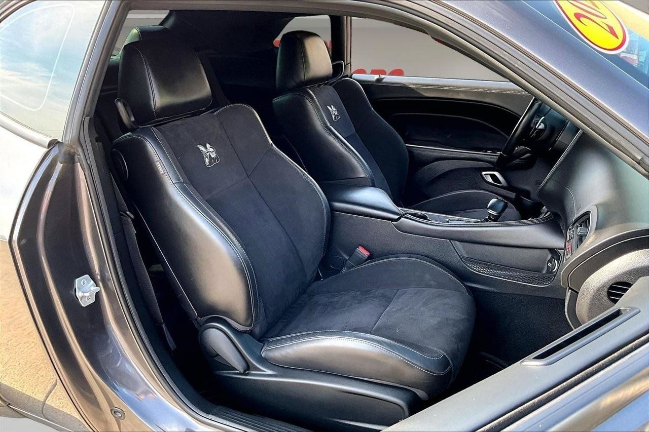 Used 2020 Dodge Challenger R/T Scat Pack RWD image 29
