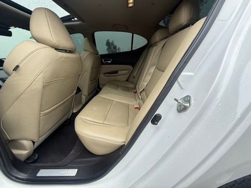 Used 2020 Acura TLX image 12
