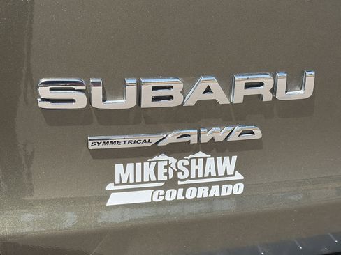 Used 2023 Subaru Ascent Touring AWD/4WD image 27