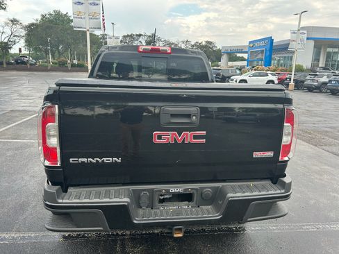 Used 2017 GMC Canyon SLE w/ All Terrain Package AWD/4WD image 6