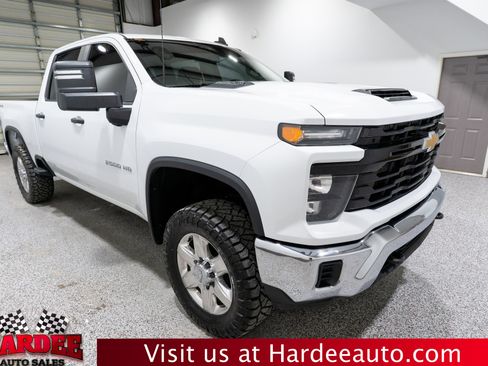Used 2024 Chevrolet Silverado 2500 W/T w/ WT Fleet Convenience Package AWD/4WD image 6