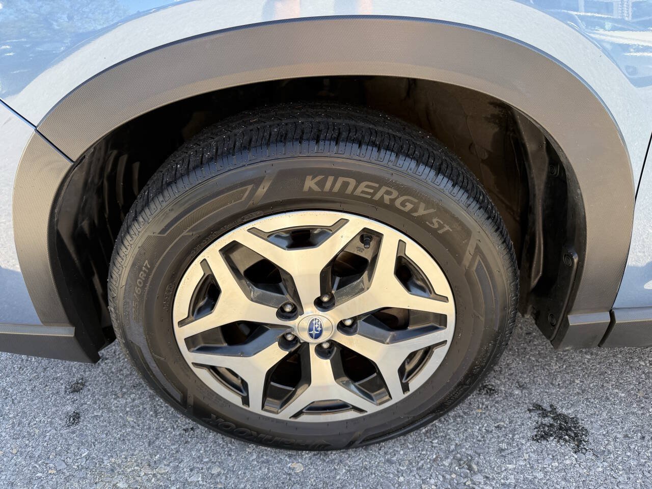 Used 2019 Subaru Forester Premium w/ All-Weather Package AWD/4WD image 26