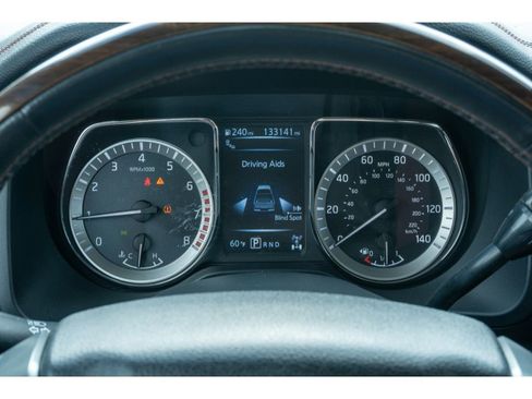 Used 2017 Nissan Titan Platinum Reserve w/ Off-Road Package image 18