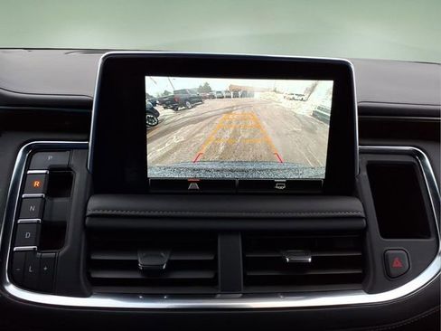 Used 2023 GMC Yukon SLE w/ Gmc Pro Safety Plus Package image 20