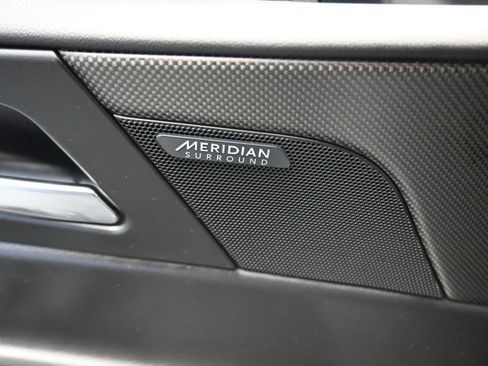 Used 2019 Jaguar XE S image 11