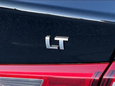 Used 2024 Chevrolet Malibu LT image 23