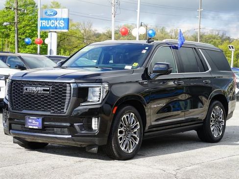 Used 2023 GMC Yukon Denali Ultimate AWD/4WD image 3