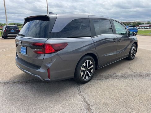 New 2026 Honda Odyssey EX-L image 5
