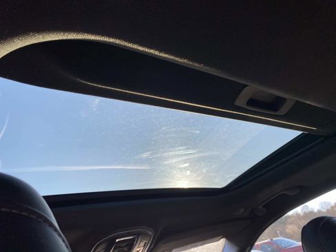 New 2025 Jeep Grand Cherokee Laredo image 8