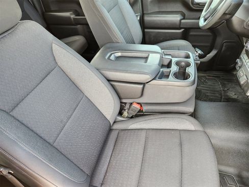 Used 2024 Chevrolet Silverado 2500 Custom w/ Custom Convenience Package image 16