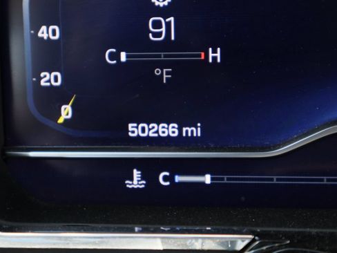 Used 2025 Chevrolet Silverado 1500 LT RWD image 14