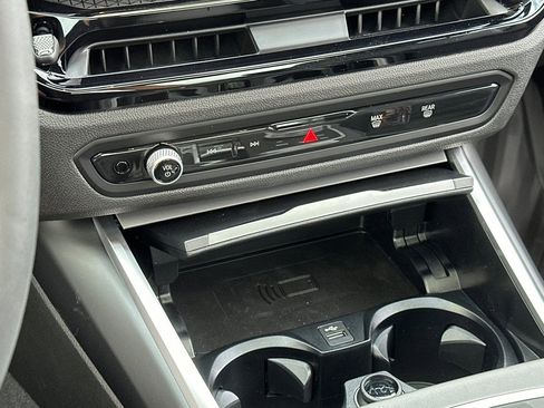 Used 2025 BMW 230i Coupe w/ Premium Package image 23