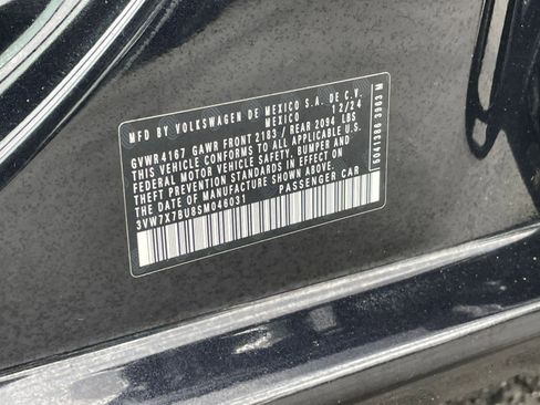 Used 2025 Volkswagen Jetta SE image 29