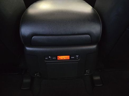 Used 2020 Nissan Armada SL w/ Premium Package image 17