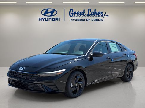 Used 2026 Hyundai Elantra Sport w/ Cargo Package FWD image 1