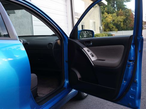 Used 2008 Toyota Matrix XR image 32