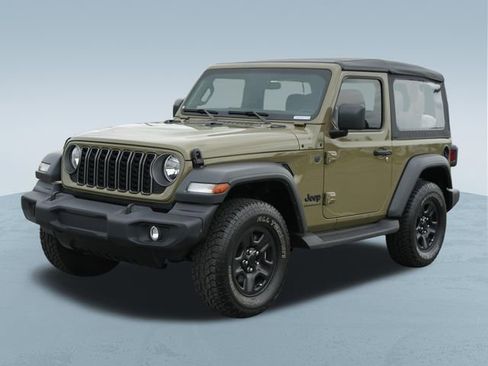 Used 2025 Jeep Wrangler Sport AWD/4WD image 3