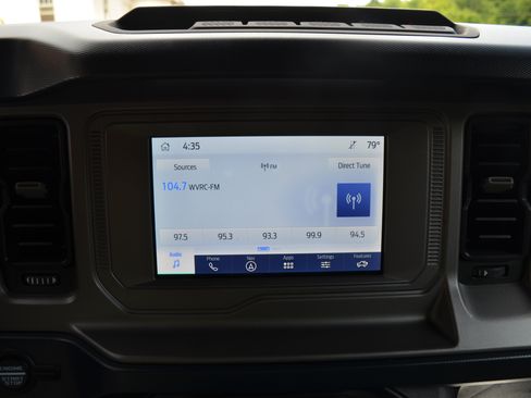 Used 2023 Ford Bronco Outer Banks w/ Sasquatch Package AWD/4WD image 51