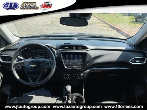 Used 2023 Chevrolet TrailBlazer LT w/ Convenience Package AWD/4WD image 15