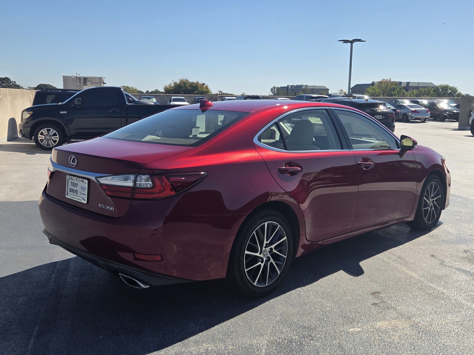 Used 2016 Lexus ES 350 w/ Luxury Package w/Wood Trim FWD image 5