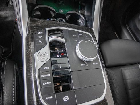 Used 2024 BMW M440i Coupe w/ Premium Package image 24