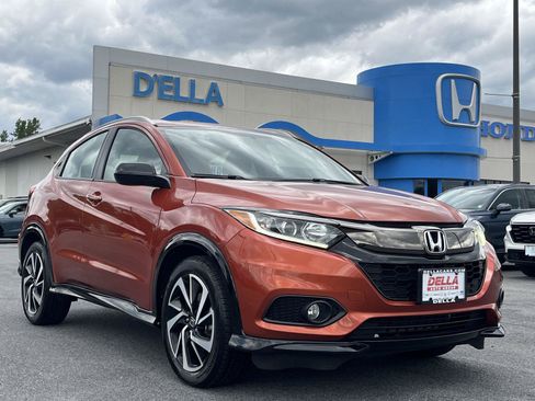 Used 2020 Honda HR-V Sport image 4