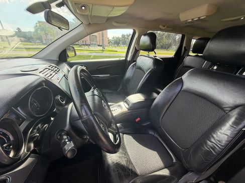 Used 2018 Dodge Journey Crossroad AWD/4WD image 19