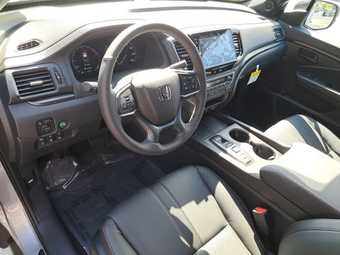 New 2025 Honda Ridgeline TrailSport+ image 16